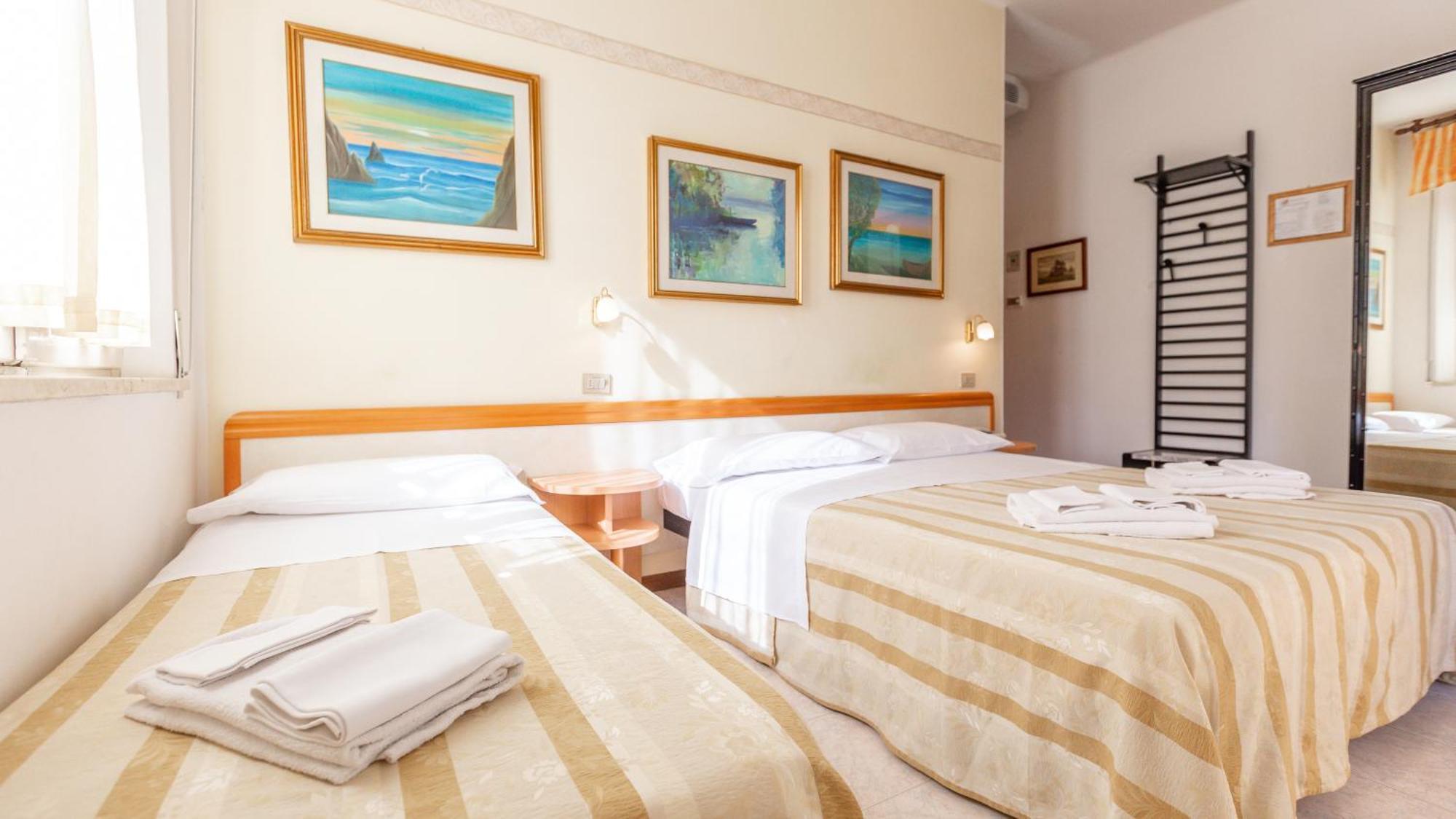 Hotel Parco Fellini Rimini Exterior foto