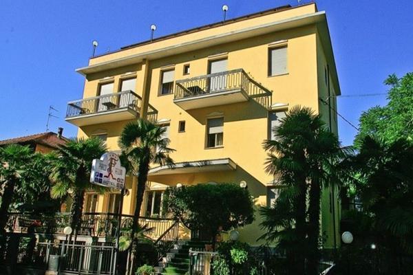 Hotel Parco Fellini Rimini Exterior foto